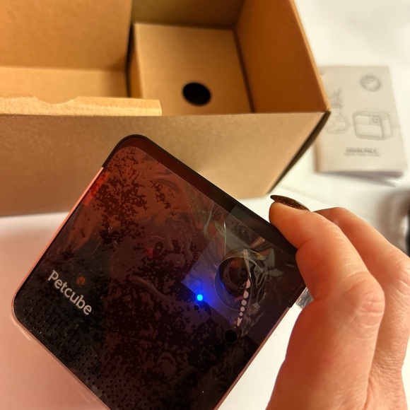 Petcube [2017 Item] Play Smart Pet Camera with Interactive Laser - Picture 8 of 14